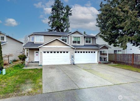 7 107th St SW